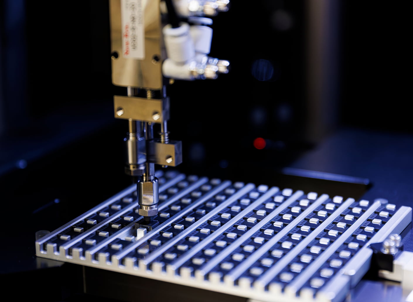 High precision MT connector inspection machine